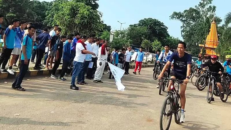 "FIT India Sundays on Cycle" Event Held in Dimapur