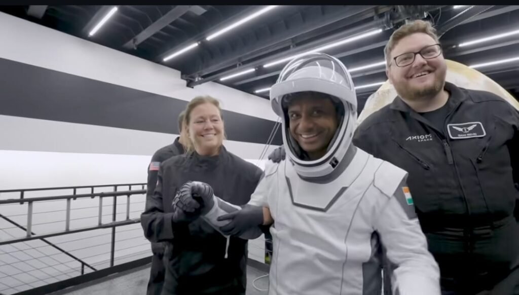 Astronaut Shukla Safely Returns to Earth