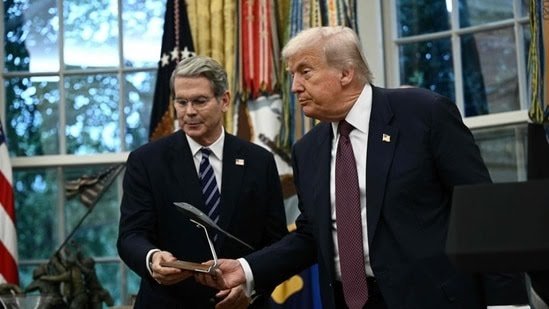 Top US Official Explains Why China Escaped Tariffs, Points to India’s Role in Reselling and Profiteering from Russian Oil